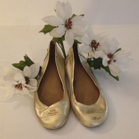 Coach Shoes - 🆕Coach Chelsea Gold Ballerina Flats